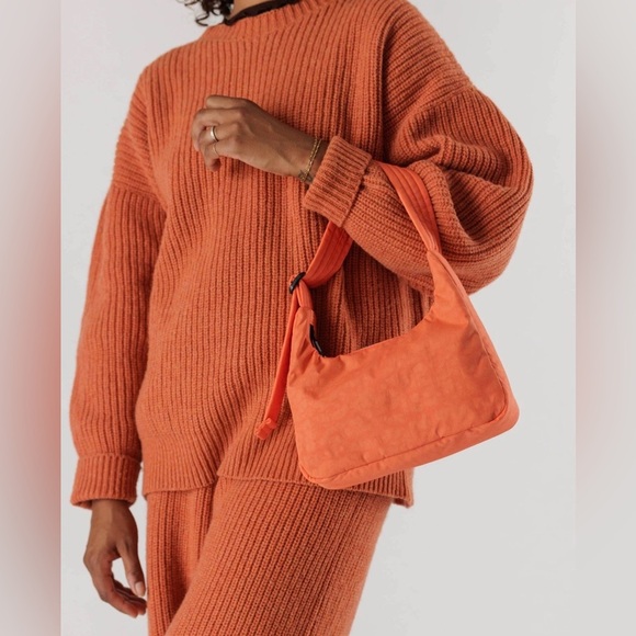 NWT BAGGU Mini Nylon Shoulder Bag Nasturtium - Picture 6 of 12